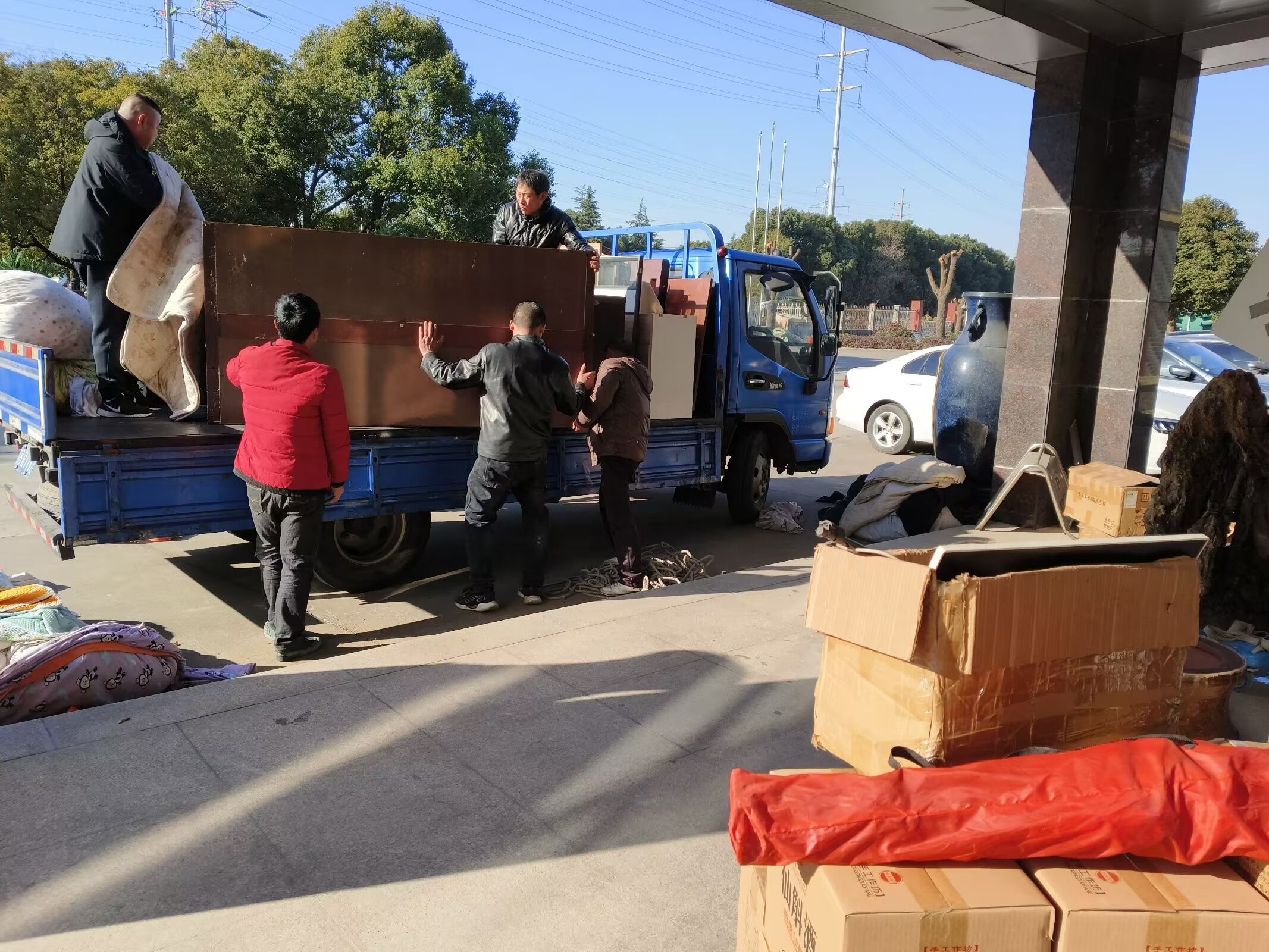 宜興富貴臨門搬家公司 專業(yè)服務(wù)，讓搬家無(wú)憂