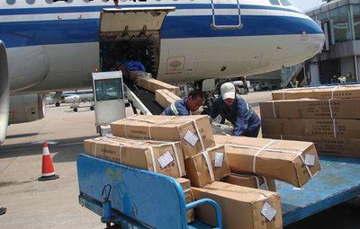 淺談國(guó)際空運(yùn)與國(guó)際空運(yùn)專線的區(qū)別 企業(yè)需看清打包服務(wù)再選擇